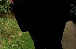 A Nina fode com o meio-irmão e fica com a foto porn hd violent da cara.