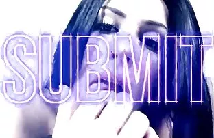 Olha para este porn tube 4k crimpeye, pequeno cavaleiro.