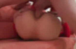 O secretário usa pés em collants e toma conta do striptease para fazer porno 2017 hd o trabalho.