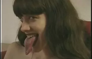 Sexy Naty pissst und wird gefistet videos de prono hd