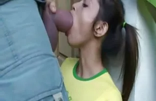 Lusty Daisy poorno 4k fode-se até um orgasmo gigante