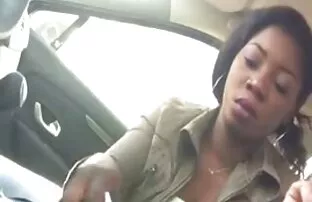 A jovem loira come esperma depois de foder com o porno hd magrinhas padrasto.