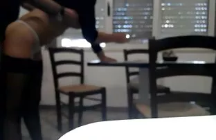 Uma rapariga exótica não anal hd brasileira presta e é violada.